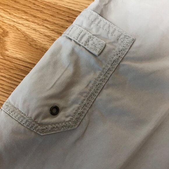 Tribal Womens Bermuda Cargo Shorts Sz 4 Beige  Cotton Lightweight Casual Summer - Picture 6 of 12